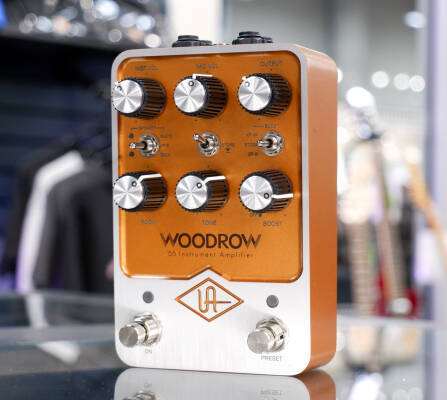 Universal Audio UAFX Woodrow '55 Instrument Amplifier Pedal